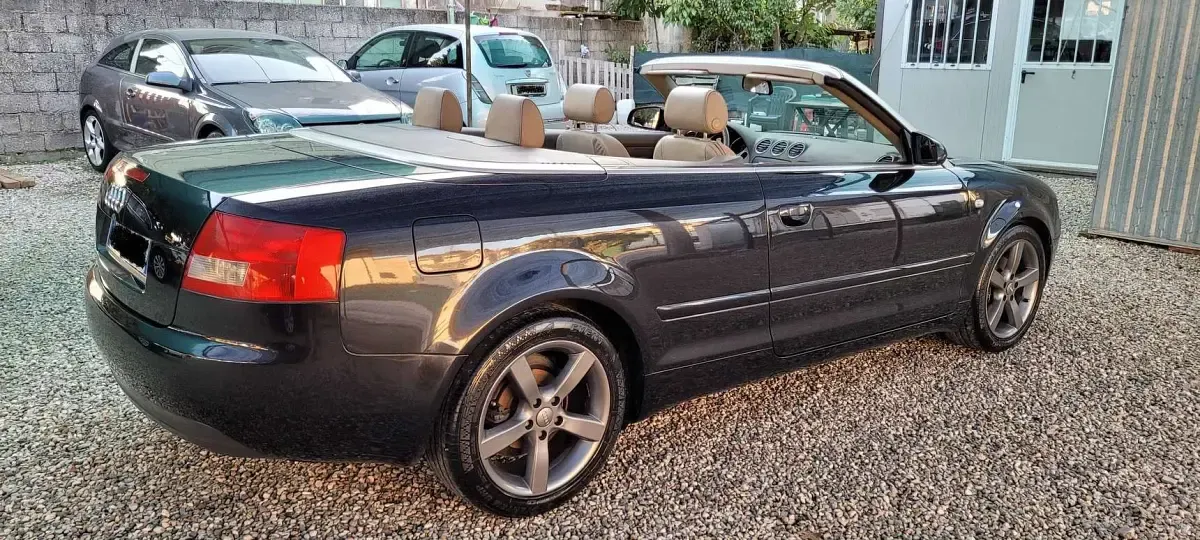 Usata Audi A4 Cabriolet 131 CV (96 kW) 2005 Nero Cabrio