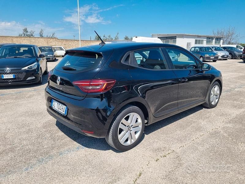 Usata Renault Clio V 91 CV (66 kW) 2022 Nero Berlina