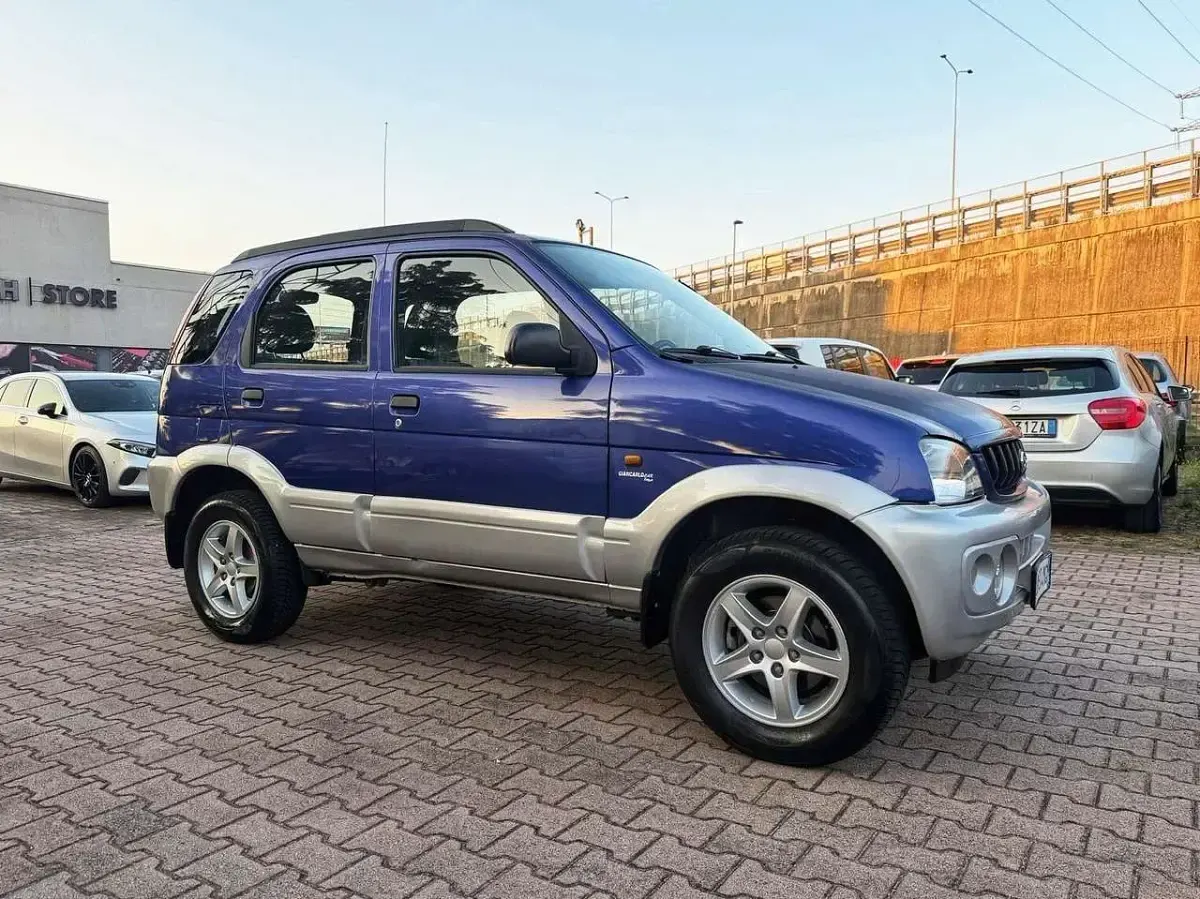 Usata Daihatsu Terios 86 CV (63 kW) 2002 Blu/azzurro SUV