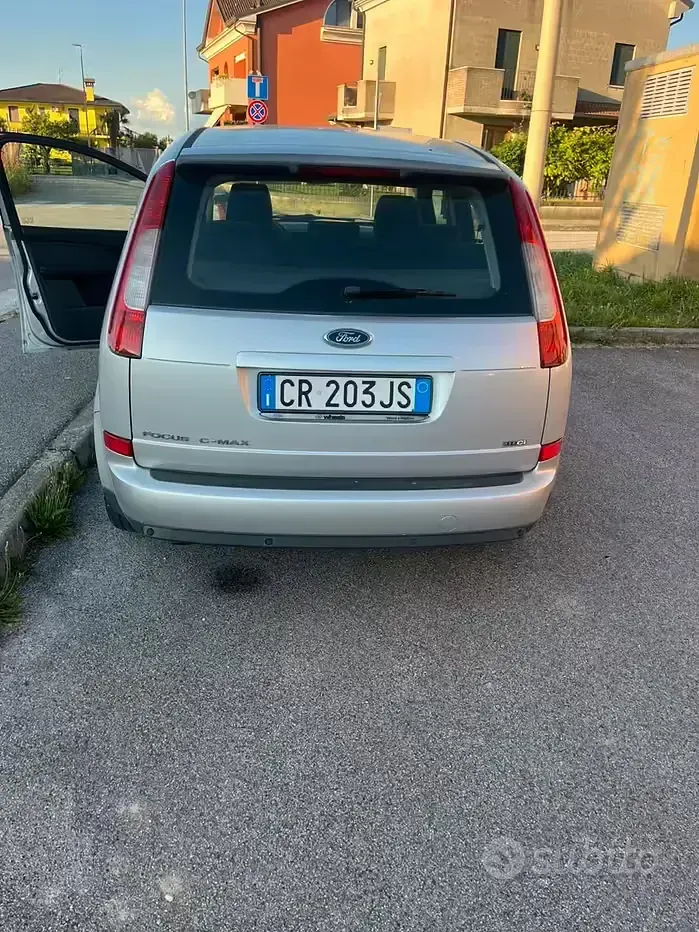 Usata Ford C-MAX 109 CV (80 kW) 2004 Grigio Monovolume