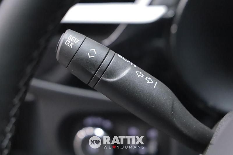 Usata Opel Corsa 101 CV (74 kW) 2025 Crystal silver Utilitaria