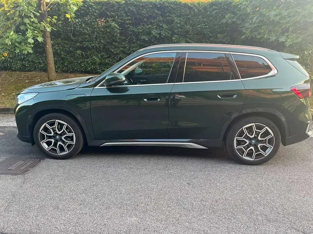 Usata BMW X1 136 CV (100 kW) 2025 Verde SUV
