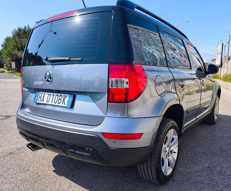 Usata Skoda Yeti GreenLine 105 CV (77 kW) 2013 Argento SUV