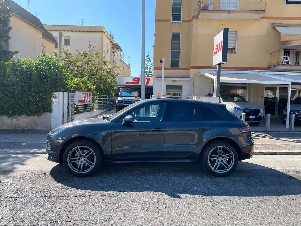 Usata Porsche Macan 245 CV (180 kW) 2019 Grigio SUV