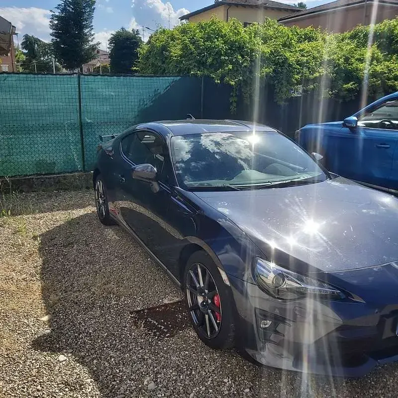 Usata Toyota GT86 Edition 200 CV (147 kW) 2018 Grigio Coupé