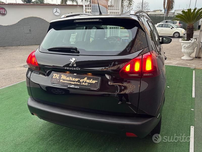 Usata Peugeot 2008 Allure 119 CV (87 kW) 2017 Nero SUV