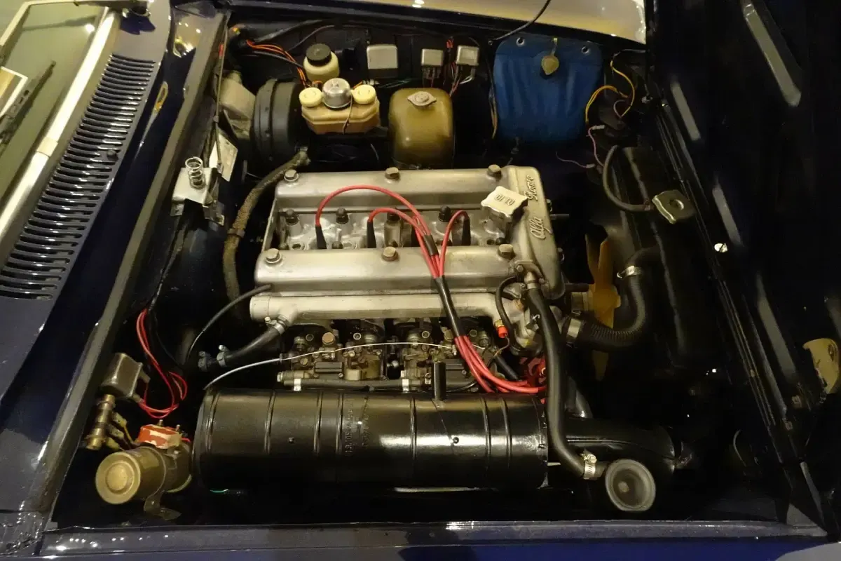 Usata Alfa Romeo 2000 150 CV (110 kW) 1974 Blu Coupé