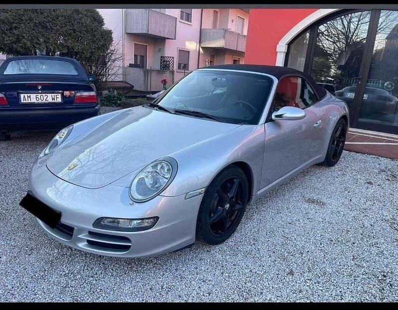 Usata Porsche 911 Carrera 325 CV (239 kW) 2005 Coupé