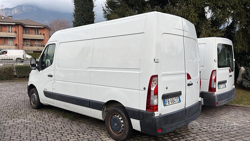 Usata Renault Master 125 CV (91 kW) 2015 Bianco Furgone