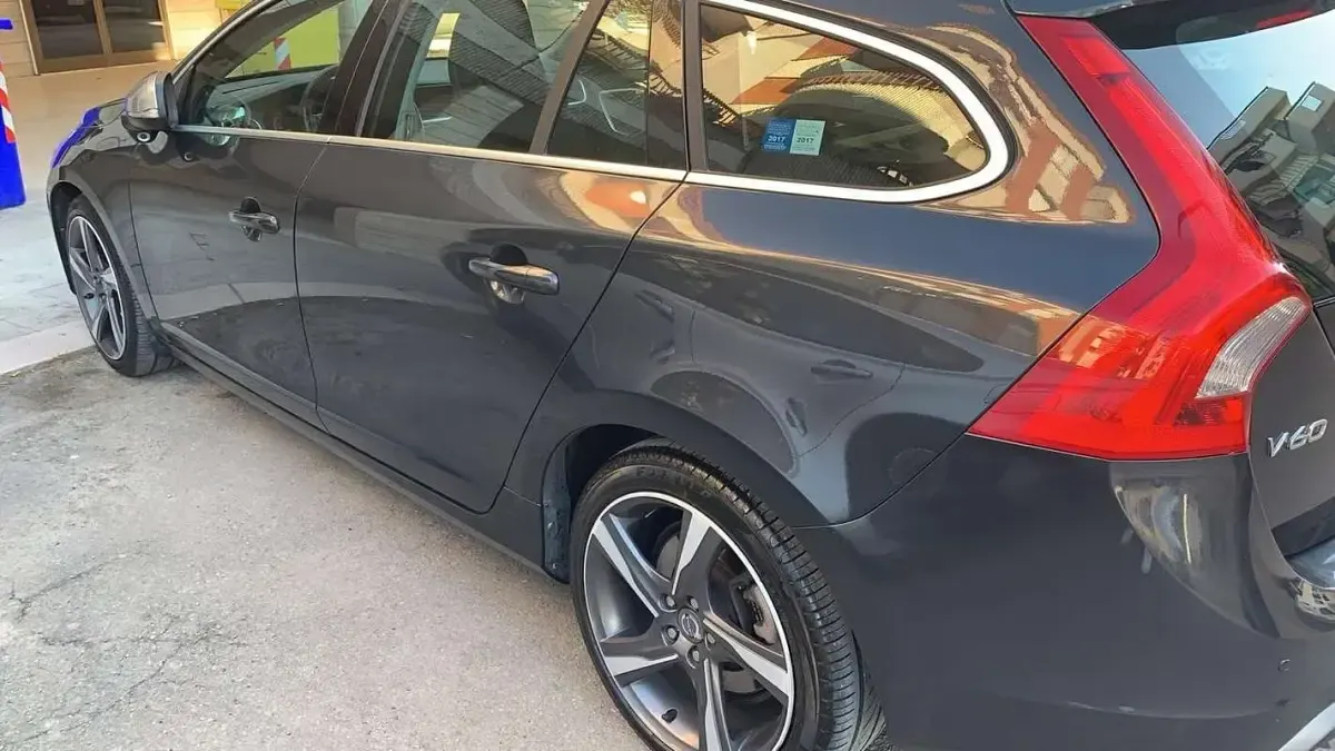 Usata Volvo V60 Business Edition 163 CV (119 kW) 2013 Station wagon