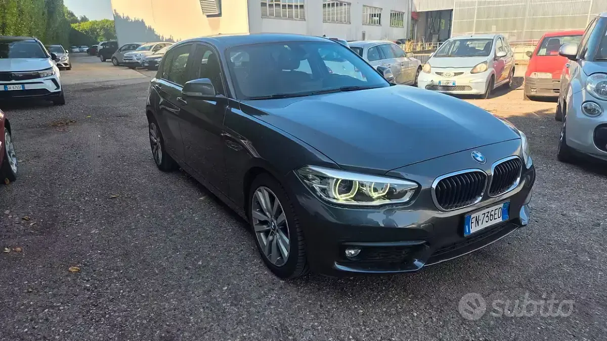 Usata BMW 118 Sport Line 136 CV (100 kW) 2018 Grigio Berlina