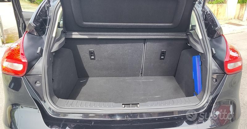 Usata Ford Focus Titanium 120 CV (88 kW) 2017 Nero Berlina