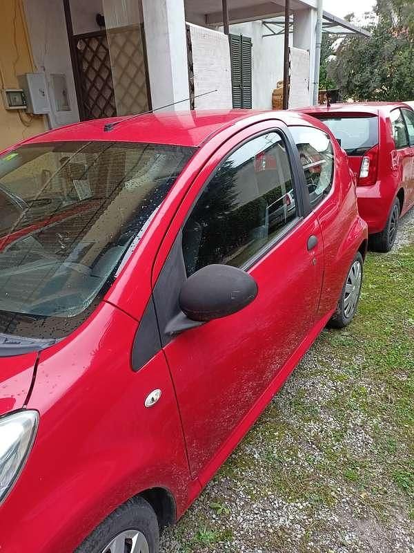 Usata Peugeot 107 68 CV (50 kW) 2007 Utilitaria