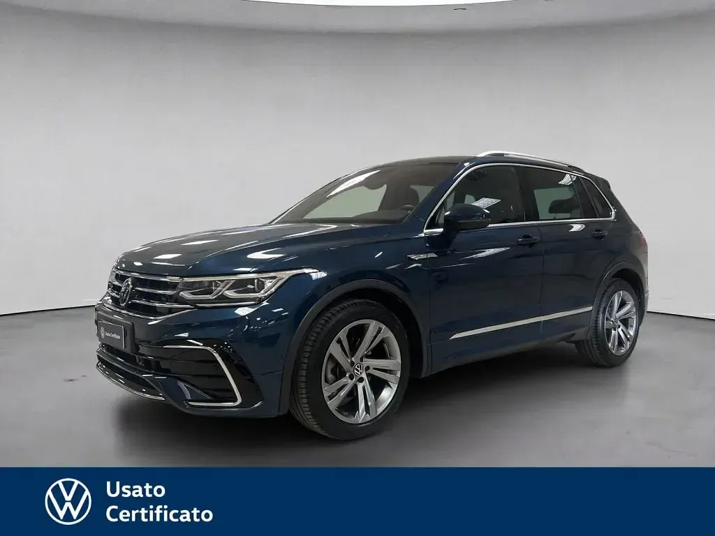 Usata VW Tiguan R-line 150 CV (110 kW) 2022 Blu pastello SUV