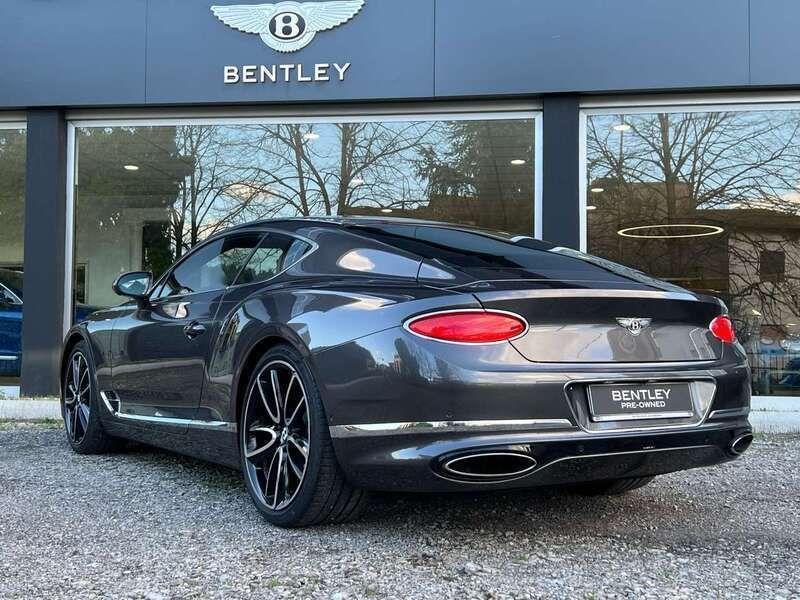 Usata Bentley Continental 635 CV (467 kW) 2019 Grigio Berlina