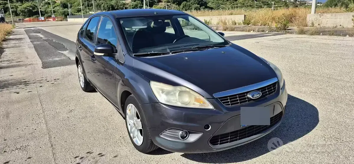 Usata Ford Focus 109 CV (80 kW) 2009 Grigio Berlina