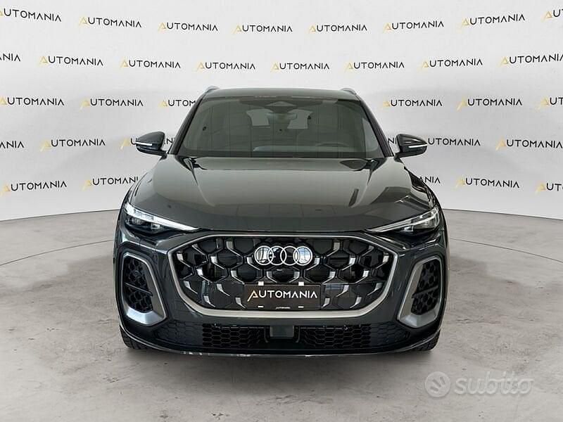 Nuova Audi Q5 S-Line 204 CV (150 kW) 2025 Grigio SUV