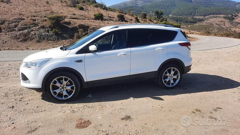 Usata Ford Kuga 163 CV (119 kW) 2014 SUV