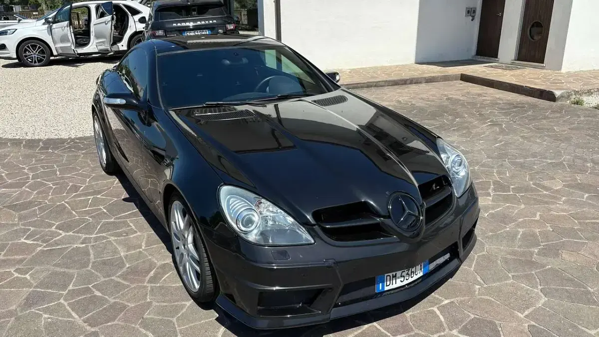 Usata Mercedes SLK200 163 CV (119 kW) 2008 Nero Cabrio