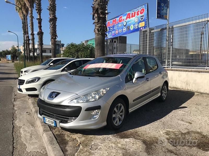 Usata Peugeot 308 Active 93 CV (68 kW) 2011 Grigio Berlina