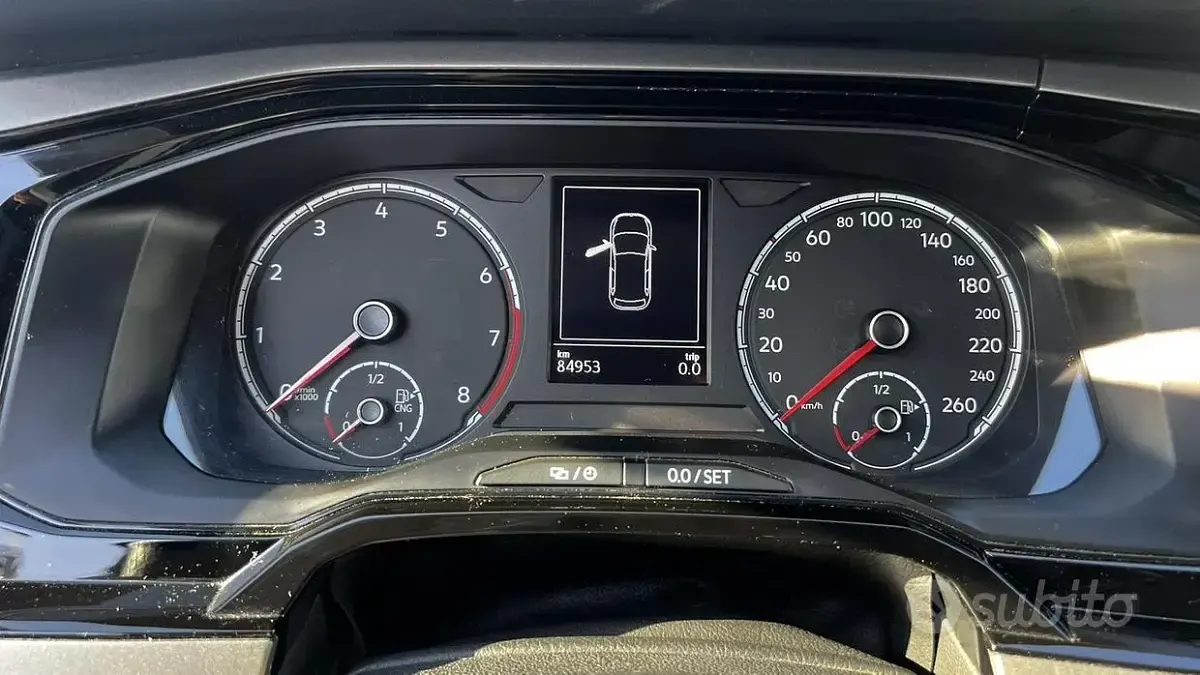 Usata VW Polo Highline 90 CV (66 kW) 2018 Bluazzurro Utilitaria