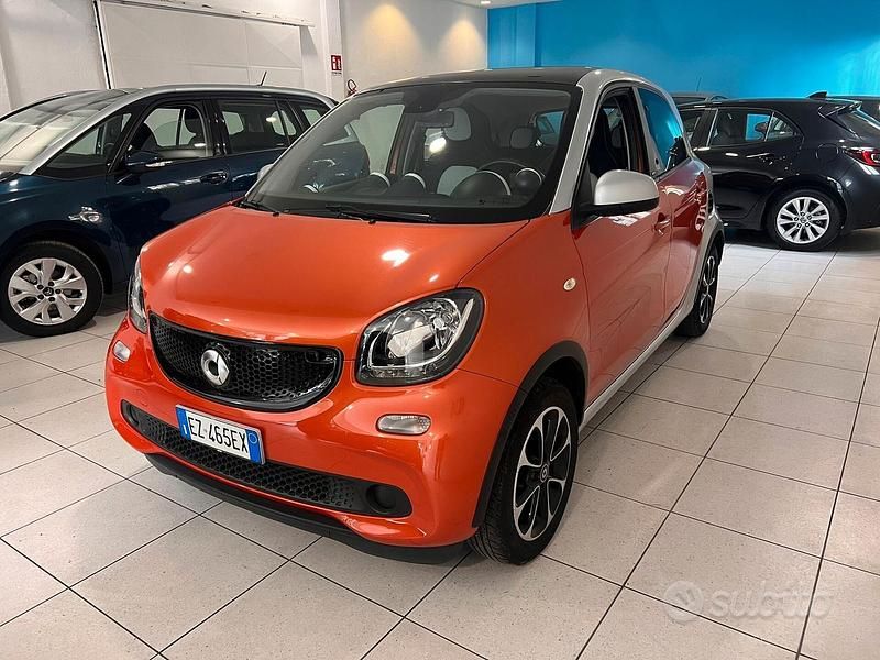 Usata Smart ForFour Passion 71 CV (52 kW) 2015 Arancione Utilitaria