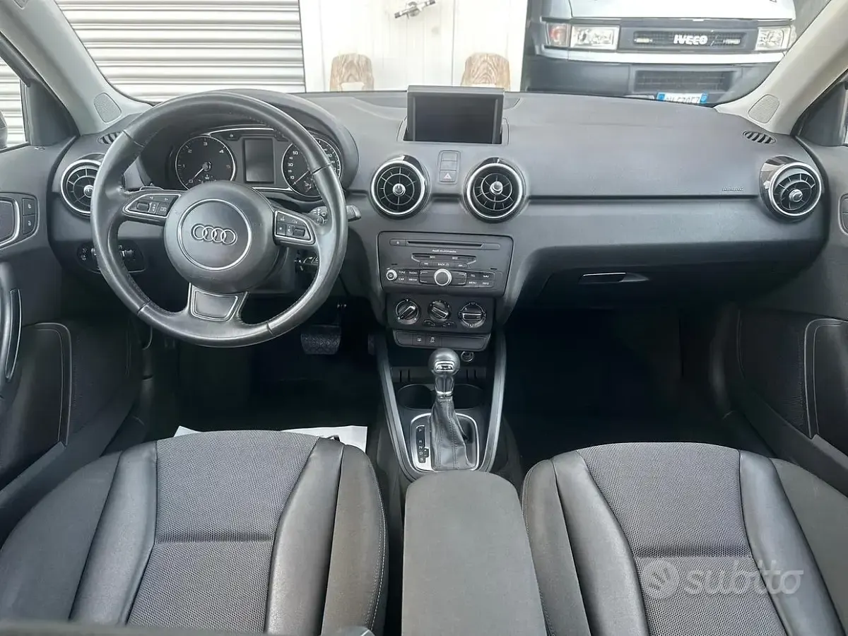 Usata Audi A1 90 CV (66 kW) 2014 Bianco Utilitaria