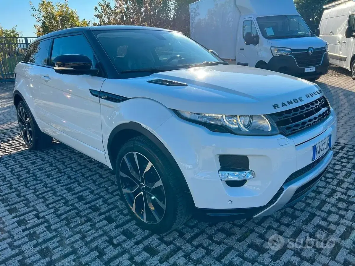 Usata Land Rover Range Rover evoque Prestige 190 CV (139 kW) 2015 Bianco Coupé