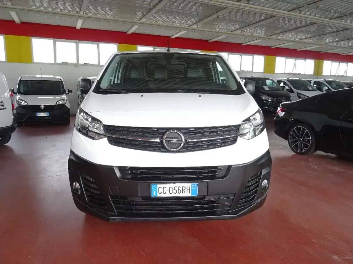 Usata Opel Vivaro Enjoy 120 CV (88 kW) 2021 Bianco Monovolume