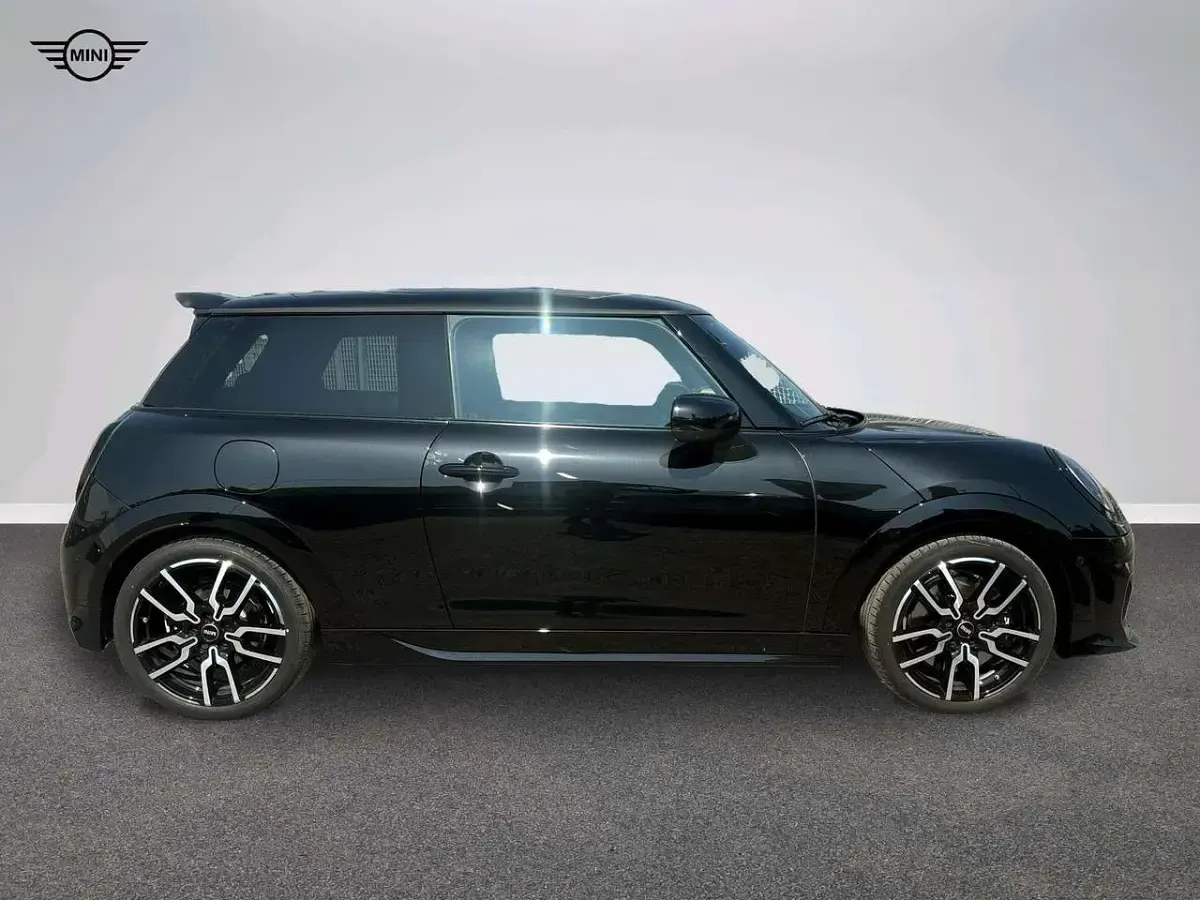 Usata Mini John Cooper Works 204 CV (150 kW) 2025 Nero Utilitaria