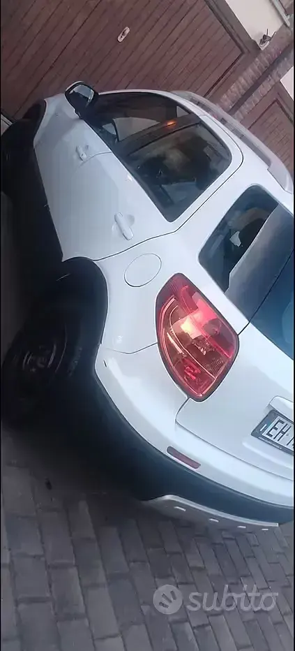 Usata Fiat Sedici 120 CV (88 kW) 2011 Bianco SUV
