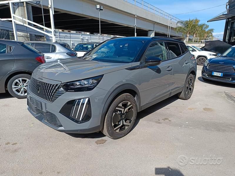 Usata Peugeot 2008 GTi 130 CV (95 kW) 2024 Grigio SUV