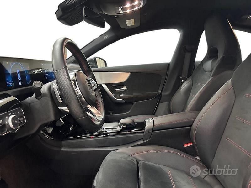 Usata Mercedes CLA220 Premium 190 CV (139 kW) 2023 Grigio Berlina
