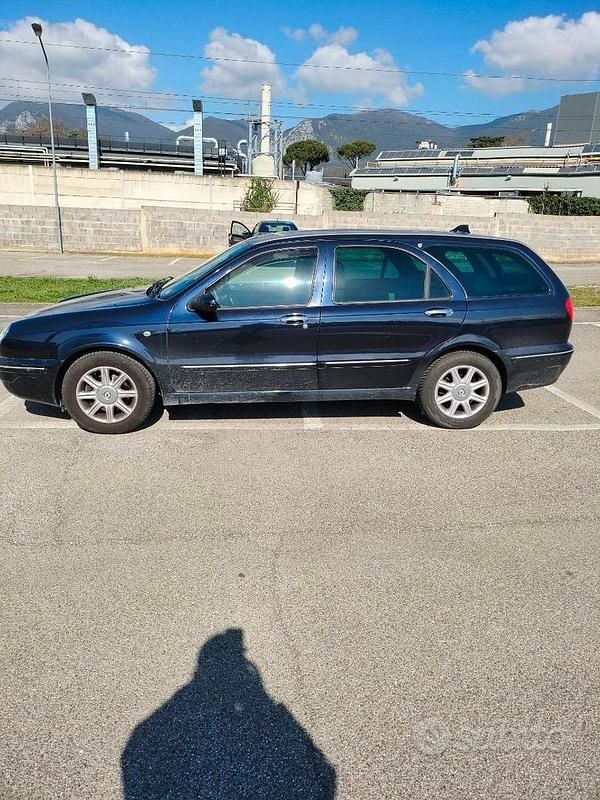 Usata Lancia Lybra 2003 Blu Station wagon