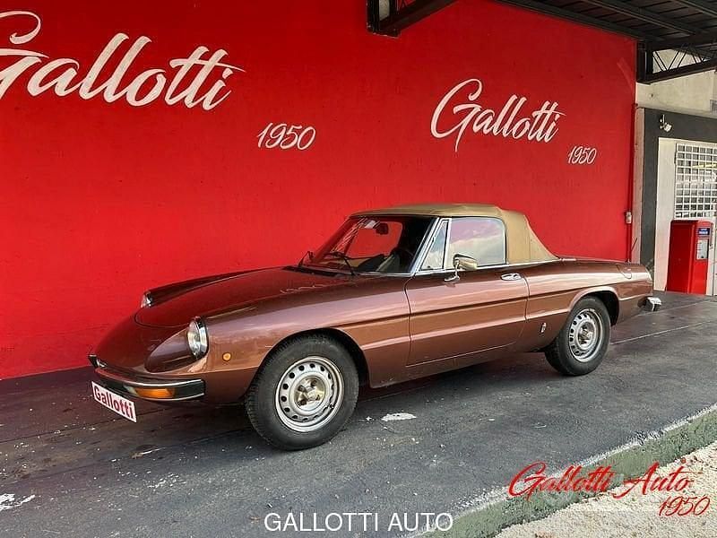 Usata Alfa Romeo Spider 109 CV (80 kW) 1981 Marrone Cabrio