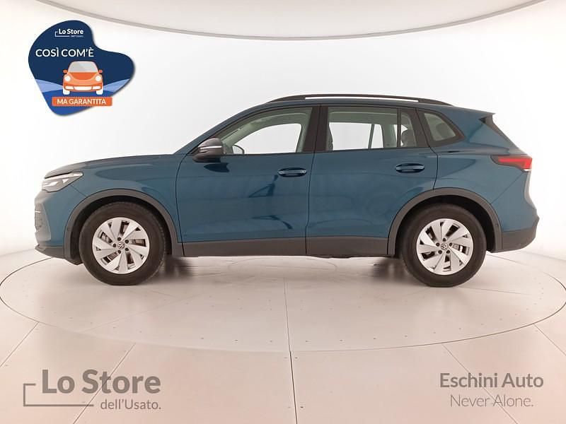 Begagnad VW Tiguan R-line Plus 150 HK (110 kW) 2025 Blå SUV