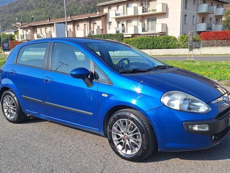Usata Fiat Punto Active 69 CV (50 kW) 2011 Other Utilitaria