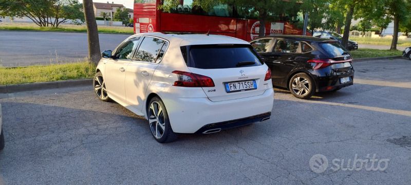 Usata Peugeot 308 GT-line 131 CV (96 kW) 2018 Bianco Berlina