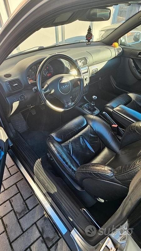 Usata Audi S3 225 CV (165 kW) 2022 Grigio Berlina
