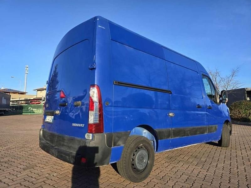 Usata Renault Master 140 CV (102 kW) 2021 Blu/azzurro Furgone