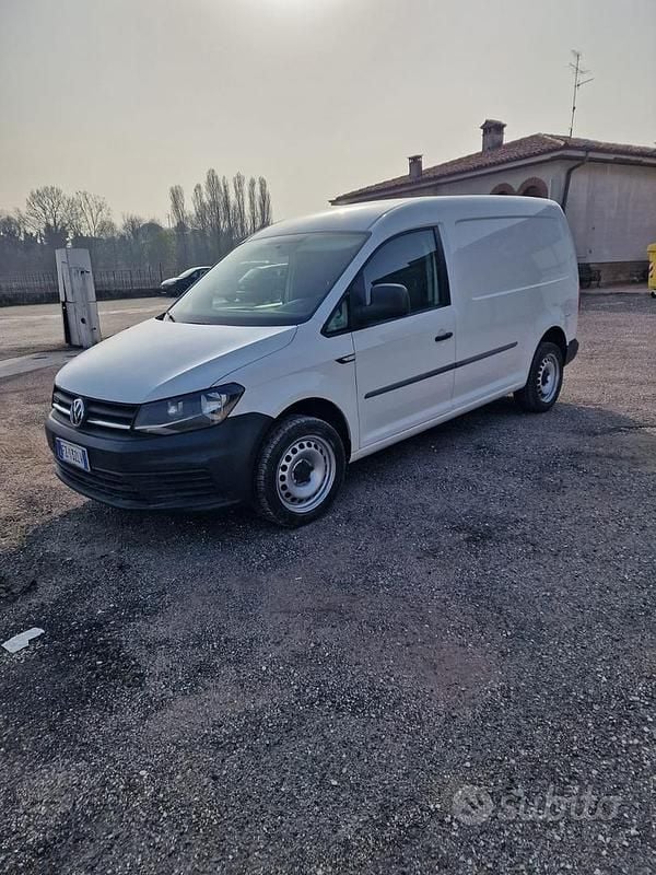 Usata VW Caddy Maxi 110 CV (80 kW) 2019 Bianco Monovolume