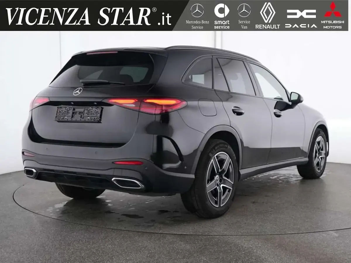 Usata Mercedes GLC200 Premium 163 CV (119 kW) 2025 Nero SUV