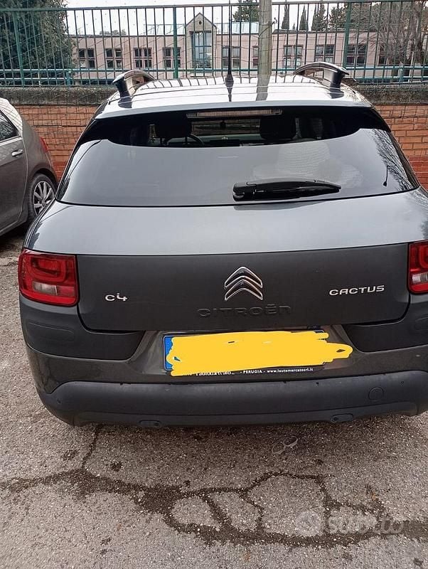 Usata Citroën C4 Cactus 88 CV (64 kW) 2017 Grigio Utilitaria