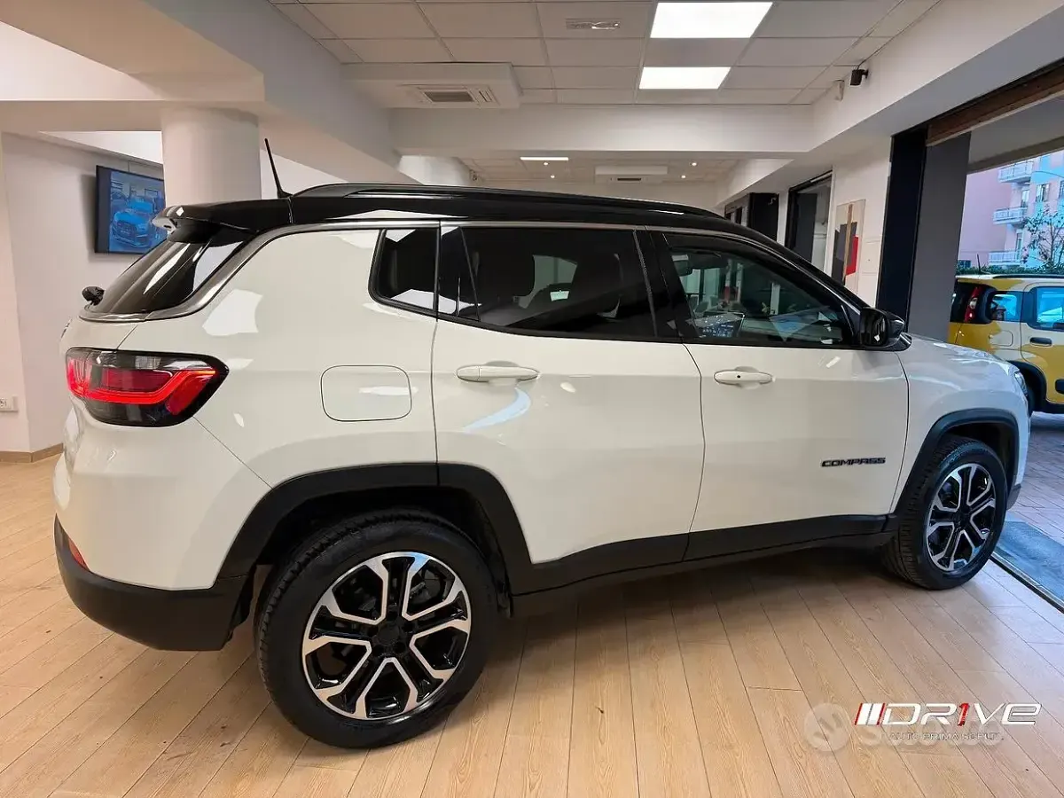 Usata Jeep Compass Limited 131 CV (96 kW) 2024 Bianco SUV