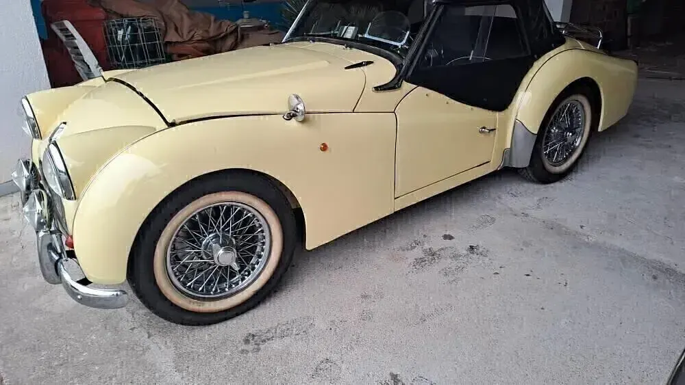 Usata Triumph TR3 95 CV (69 kW) 1956 Beige Cabrio