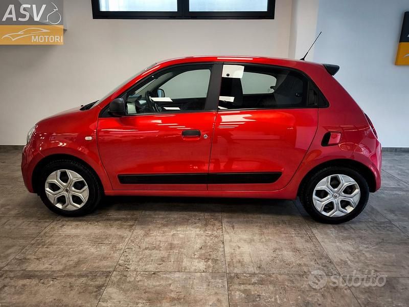 Usata Renault Twingo Life 65 CV (47 kW) 2020 Rosso Utilitaria