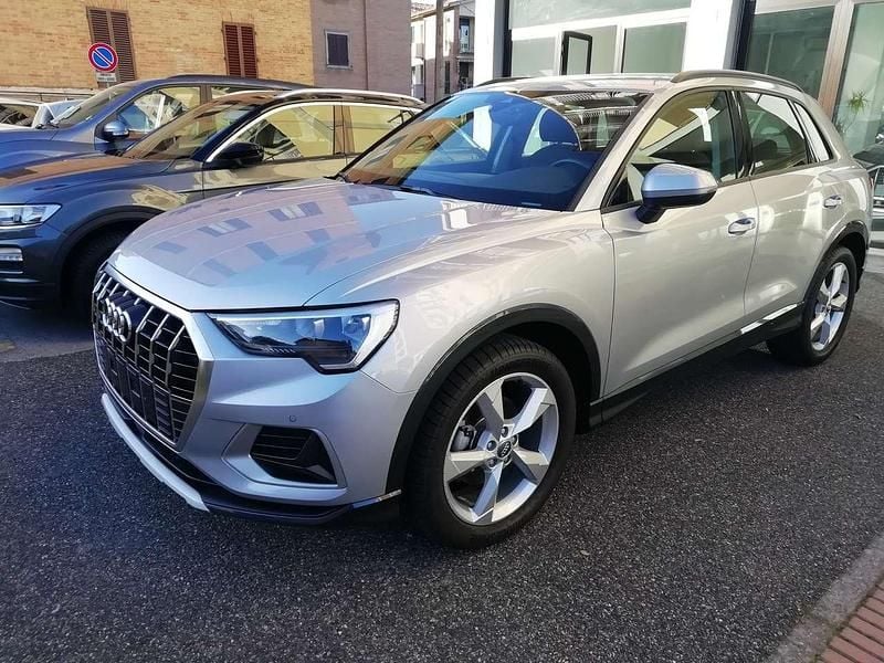 Usata Audi Q3 Advanced 150 CV (110 kW) 2020 Argento SUV