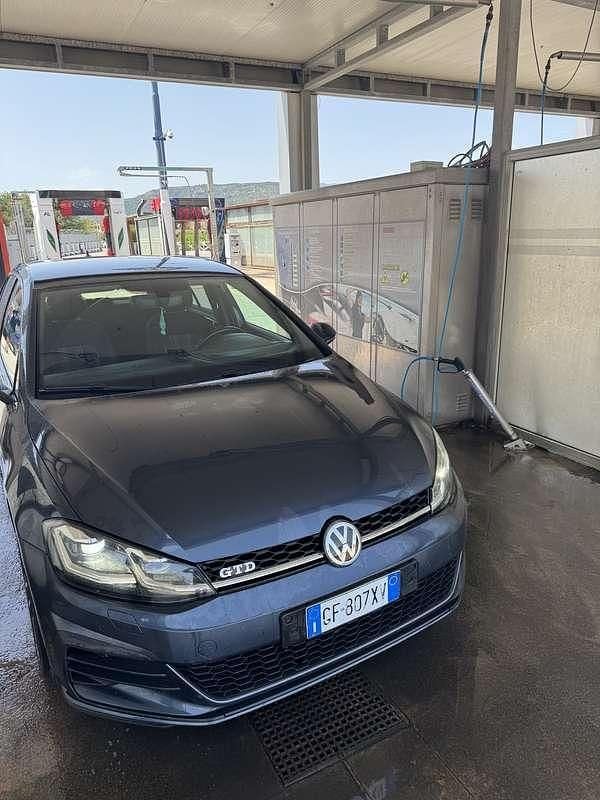 Blu/azzurro Usata 2018 VW Golf VII GTD Tre volumi | 12.000 € (Super prezzo) - Immagine 1/4