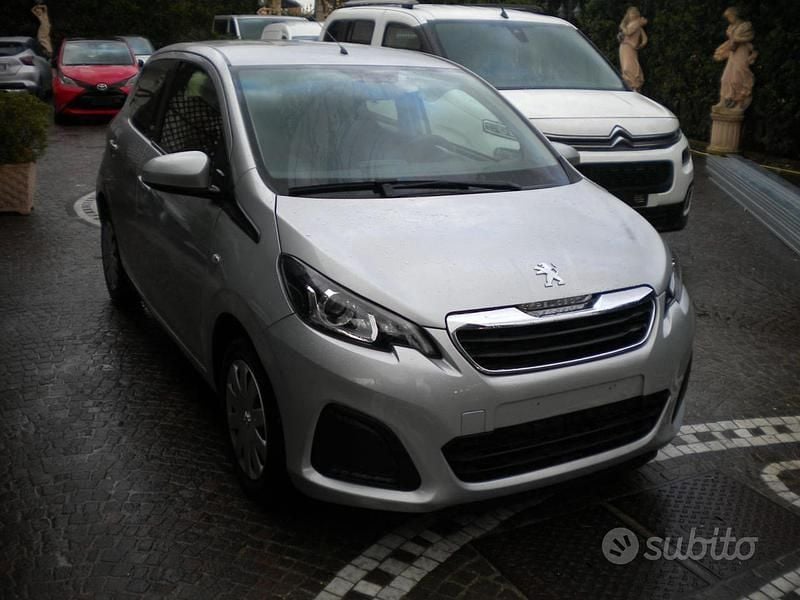 Usata Peugeot 108 Active 81 CV (59 kW) 2019 Grigio Berlina
