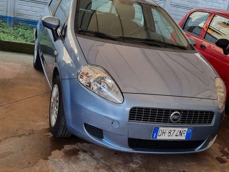 Usato 2007 Fiat Grande Punto 1.2 Benzin 65 CV (3.500 €)